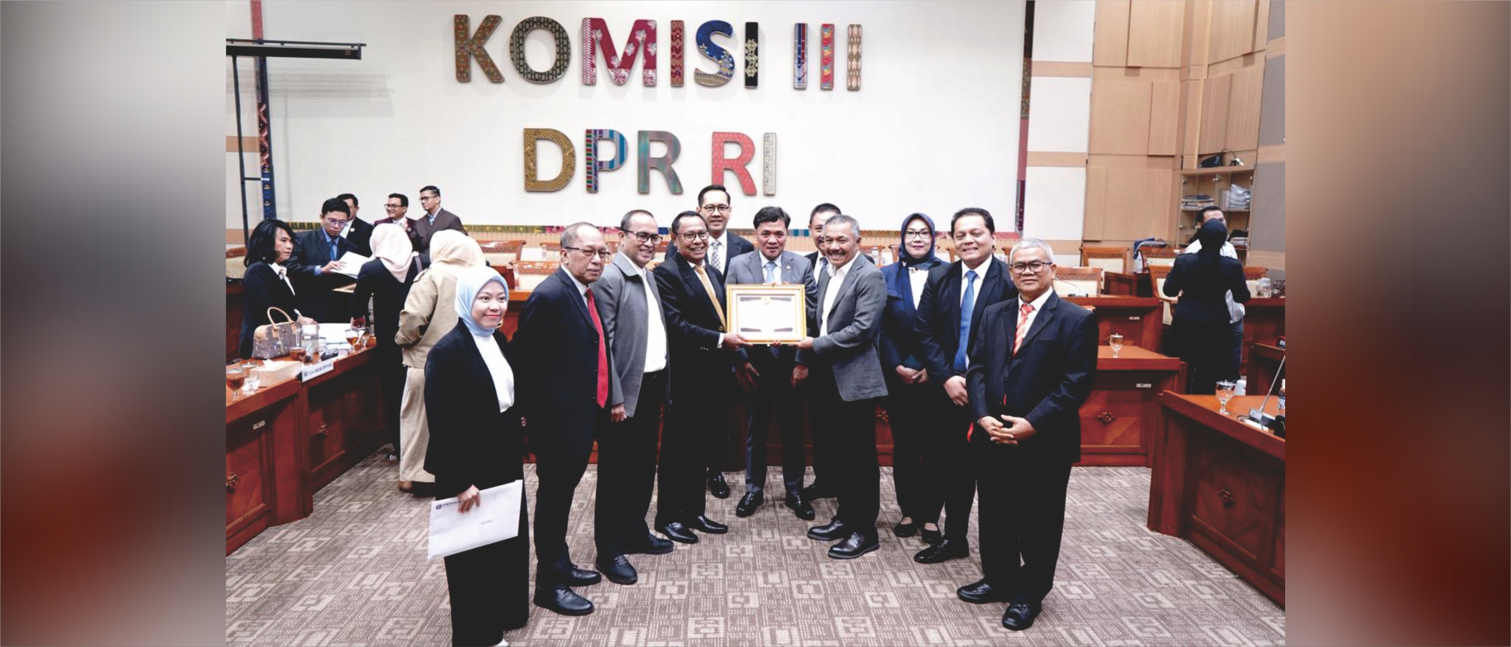 RDP di DPR-RI Tentang UU Advokat - 20 April 2026